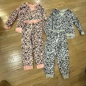 Girls leopard matching lounge sets size 6